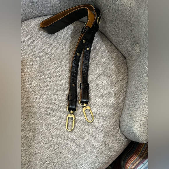 SOLD Authentic HOBO bag strap. Excellent condition; never used. - Picture 7 of 8